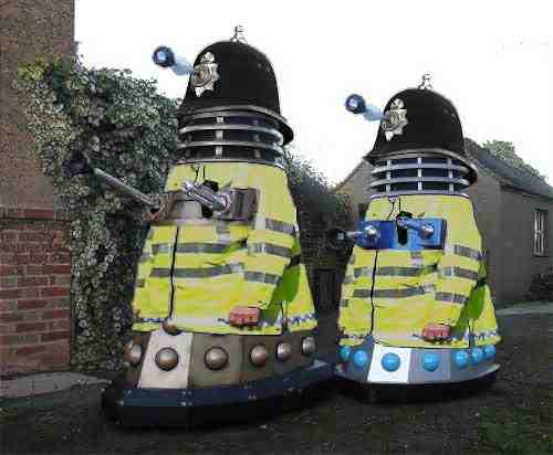 dalek-cops_zpsantrb6hy.jpg