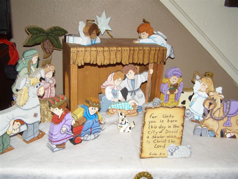 nativity2 001 (Medium).JPG