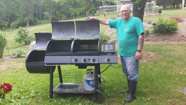 new grill and smoker r.jpg